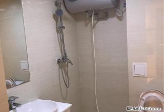 实拍图,新营华府公寓、南向17楼、精装全配、 出租 - 日照28生活网 rizhao.28life.com